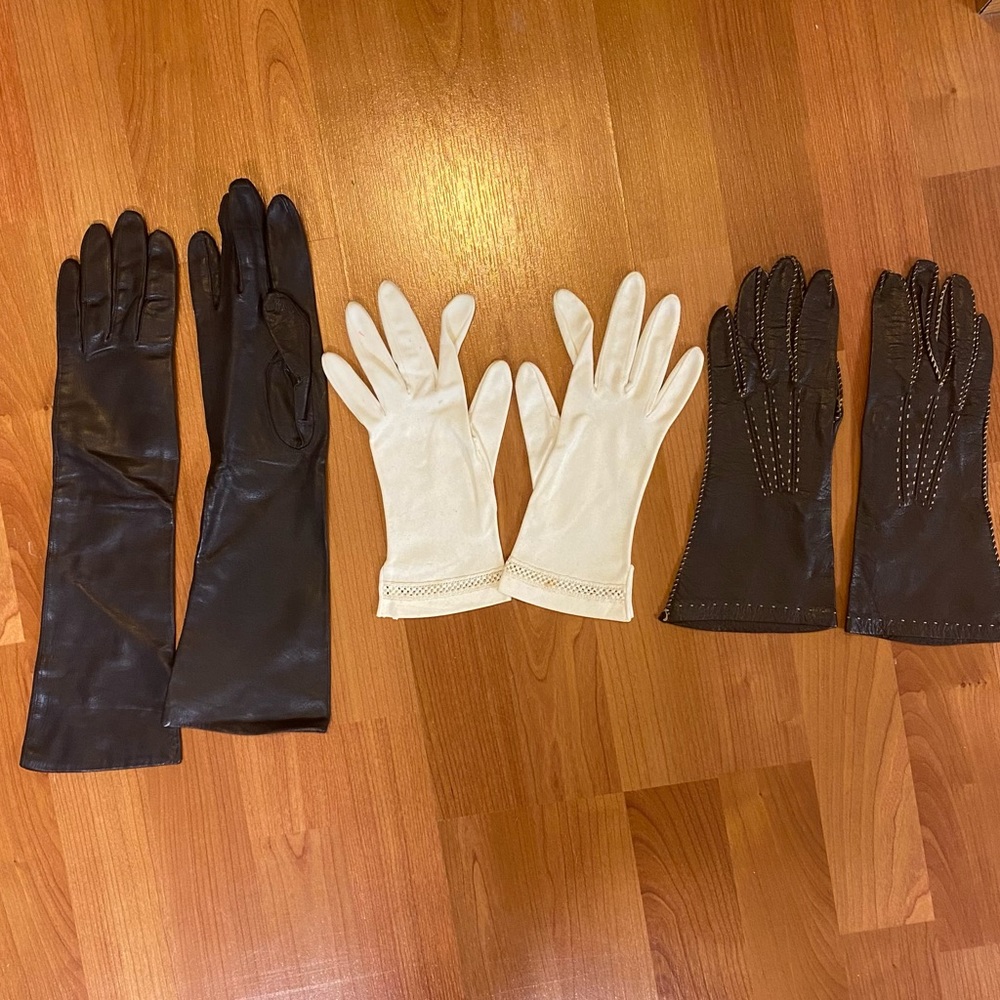 3 pairs LEATHER antique gloves